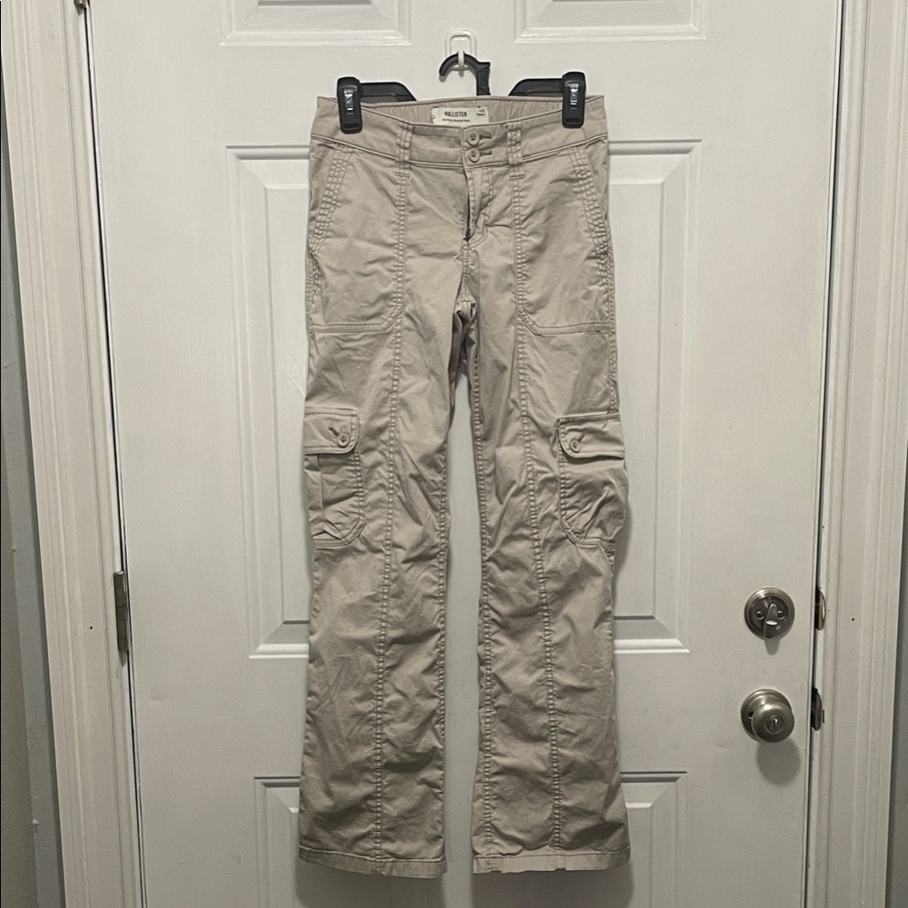Hollister Men's Cargo Pants - Light Tan